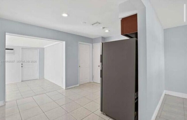 Photo - 4998 SW 92nd Terrace