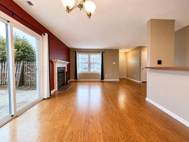 Photo - 46 Bark Hollow Ln