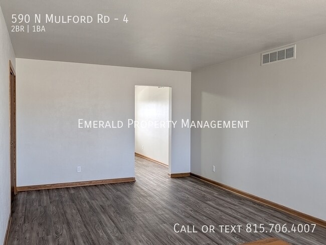 Photo - 590 N Mulford Rd Unidad 4