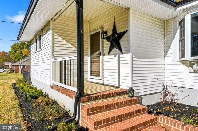 Photo - 4925 Church Rd