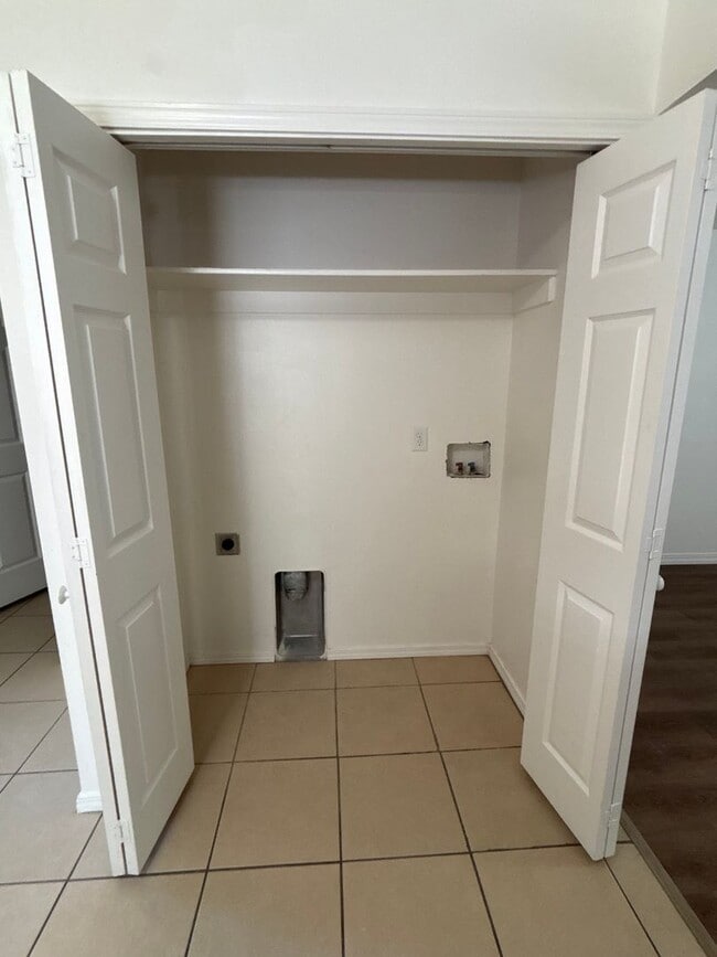 Photo - 721 20th St Unit 1