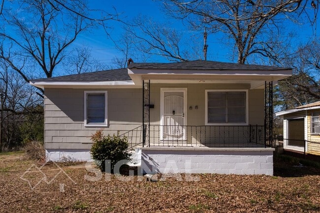 Building Photo - 2408 Fairfax Ave