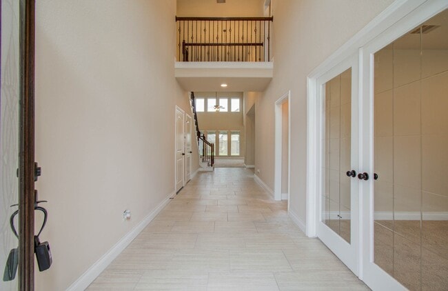 Photo - 1202 Watercrest Park Ln