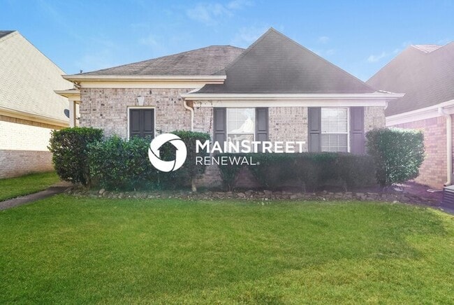 3 Bedroom Pet-Friendly Home in Cordova, TN with Main Street Renewal