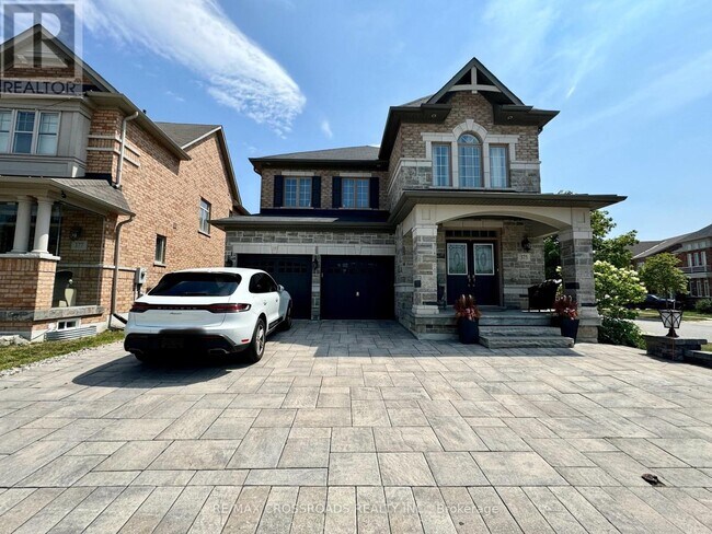 Photo - 375 Wilfred Murison Ave