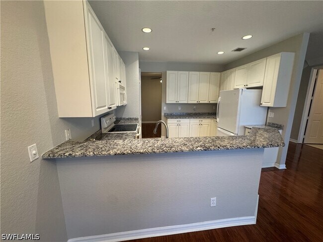 Photo - 1410 Mariposa Cir