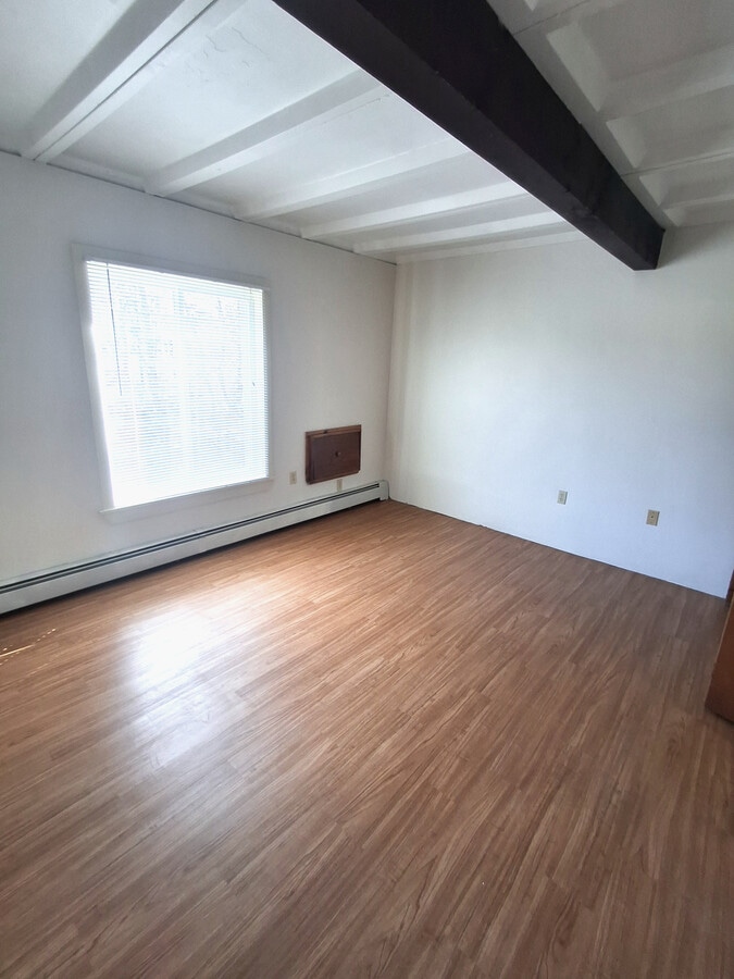 Photo - 22 Gold St Unit Easy Uconn Commute