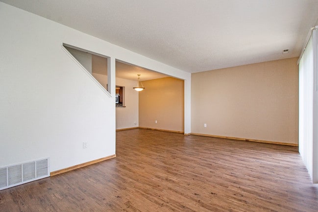Savannah Trace Townhomes