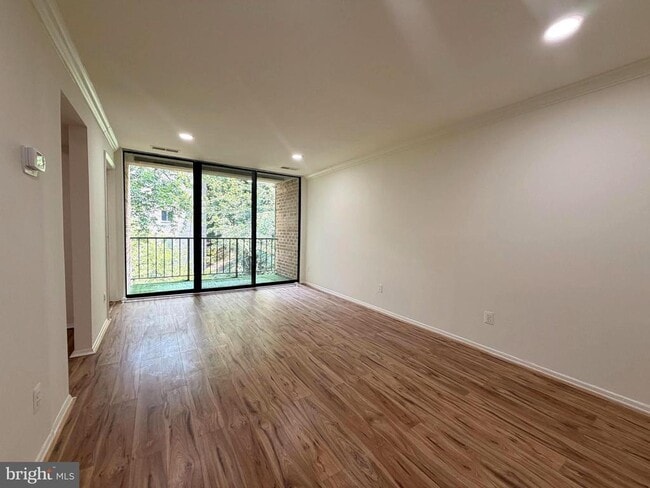 Photo - 487 N Armistead St Unit 203
