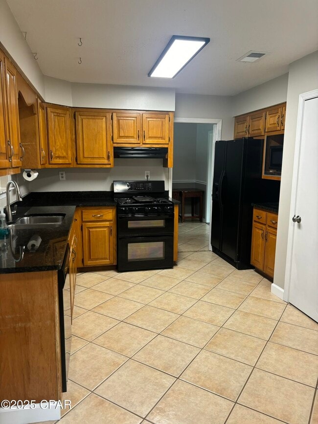 Photo - 1520 Belmont Blvd