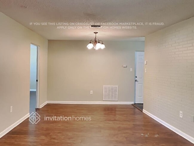 Photo - 1926 Valley Dr