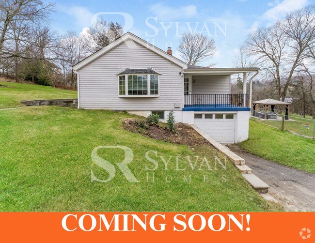 Building Photo - The Lifestyle You Deserve. Rental