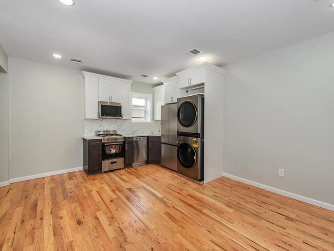 Photo - 73 Brookwood St Unidad #1BB