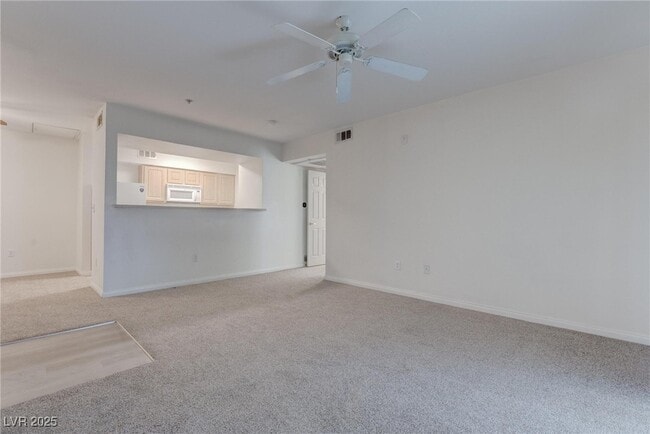 Photo - 6955 N Durango Dr Unidad 3032