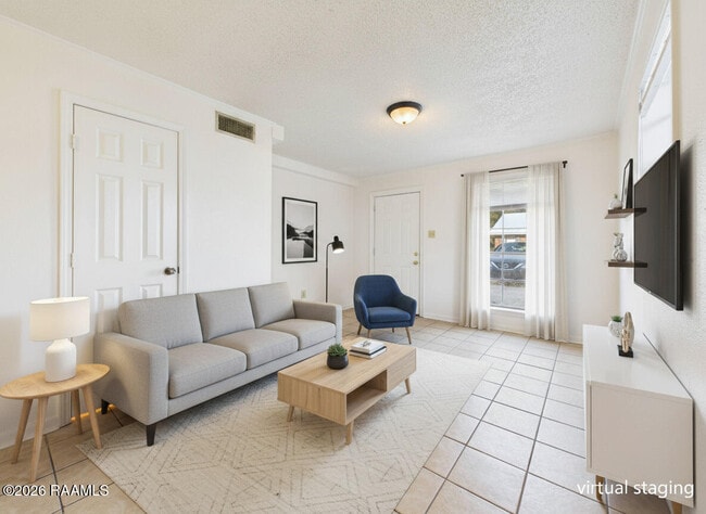 Photo - 225 Ryder Dr