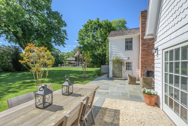 Photo - 135 Little Plains Rd