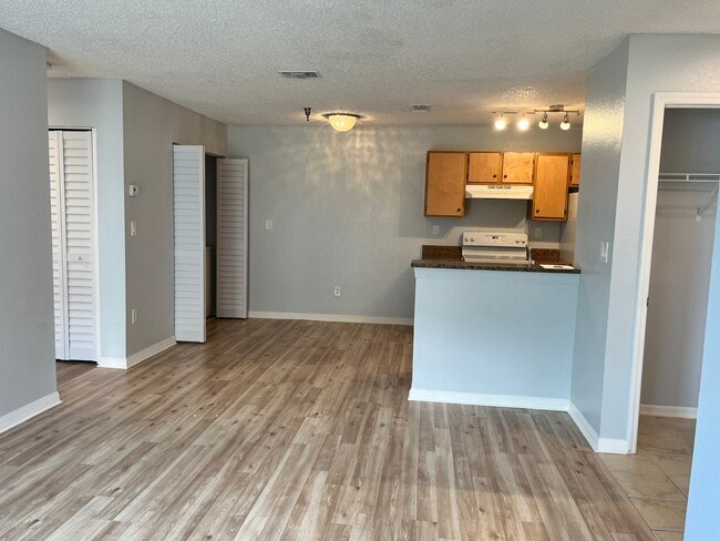Photo - 10263 Gandy Blvd N Unit 413