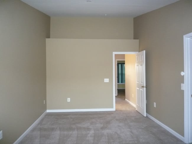 Photo - 140 Eastridge Cir