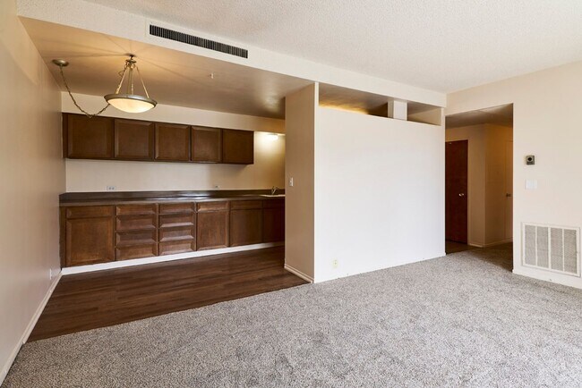 Photo - Hollywood Towne House