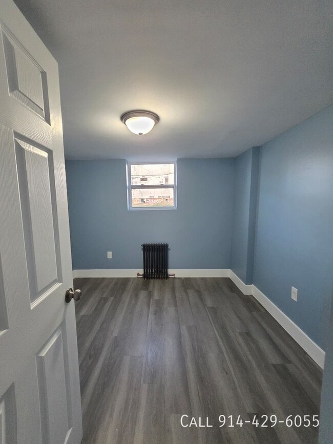 Building Photo - 217 S Tenth Ave Unit GF