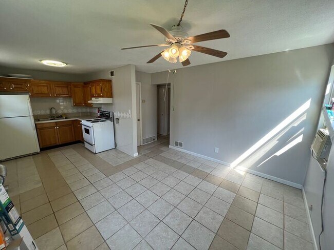 Photo - 6206 E 155th St Unit 2