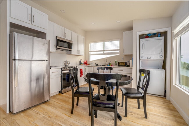 Photo - 5021 Foothill Blvd Unidad ID1321791P