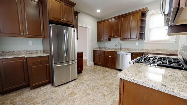 Photo - 16 Church St Unit 2R