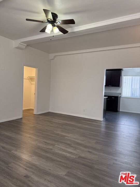 3965 Brighton Ave Unidad 1/4