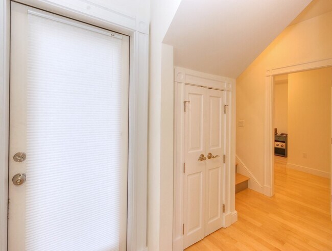 Photo - 14 Peterson Ter