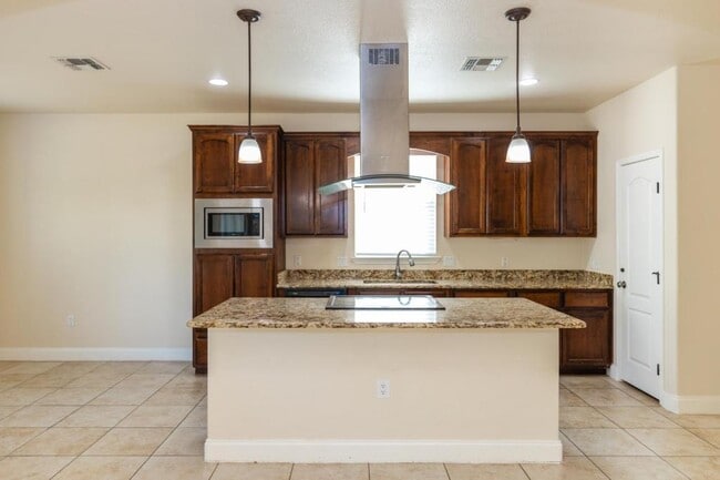 Photo - 1026 Avenue H