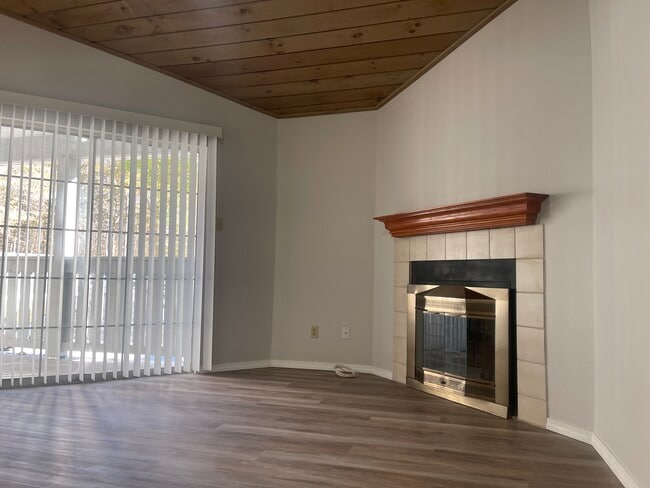 Photo - 9 Chase Oaks Ct Unit 2