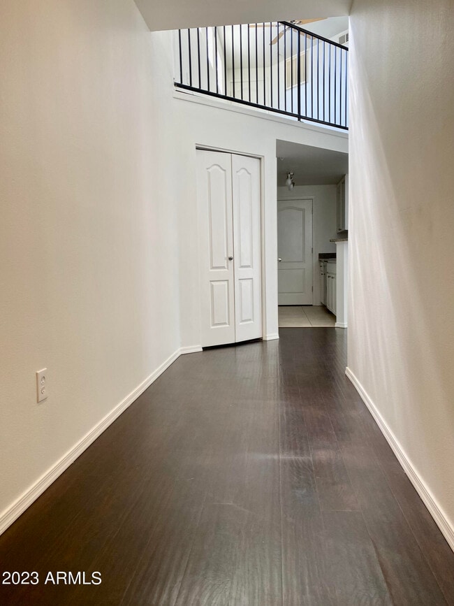 Building Photo - 1701 E Colter St Unit 415