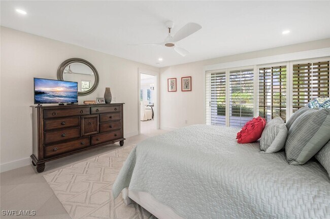 Photo - 735 Parkview Ln