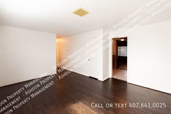 Photo - 2680 Oneida St