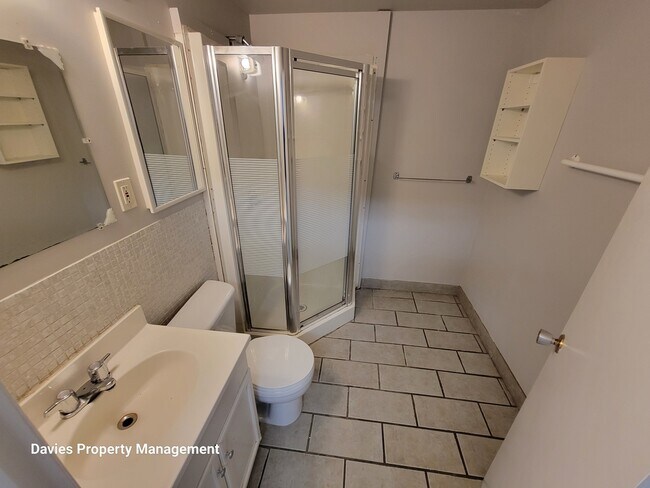 Photo - 10316-10156 156 St NW