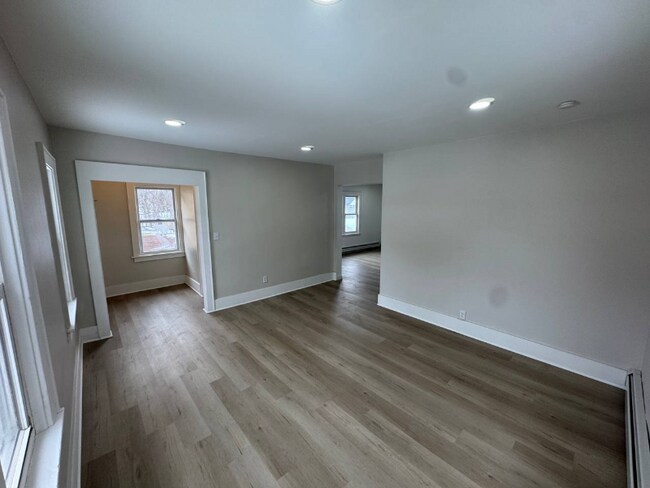 287 6th St Unidad 287 6th st Apt 2