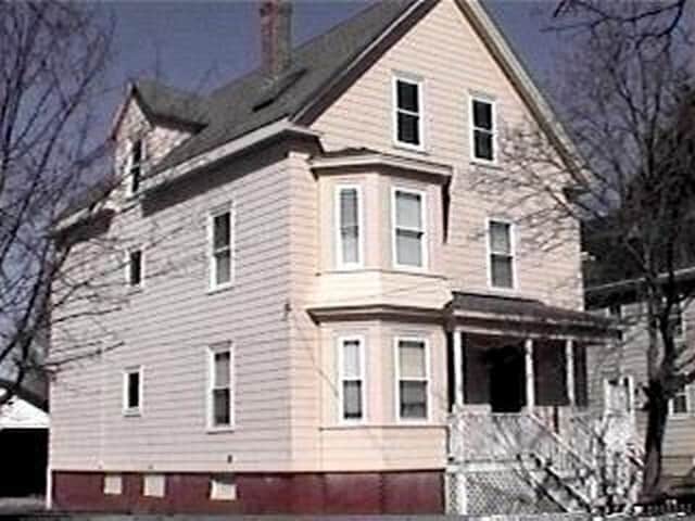 Photo - 74 Robinson St Apartment Unit 2