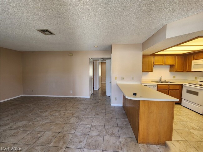 1412 Oak Rock Dr Unit 102