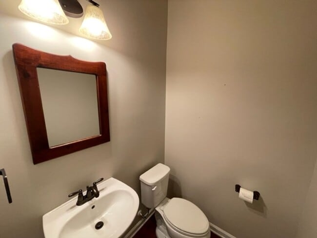 Photo - A gorgeous townhome available in Kitts Creek