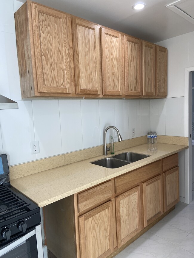 Kitchen Granite Counter