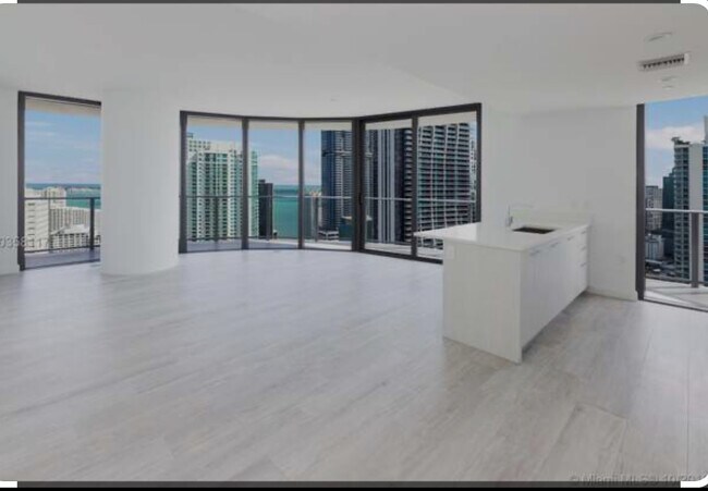 Photo - 1600 NE 1st Ave