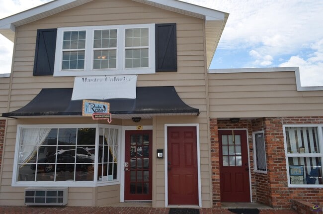 Photo - 736 Carroll St