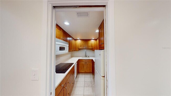 Photo - 4015 Bayshore Blvd Unit 15C