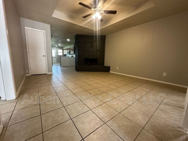 Photo - 1021 Vera Ct