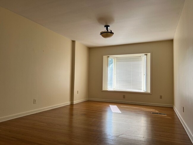 Photo - 2111 Seminole Trail