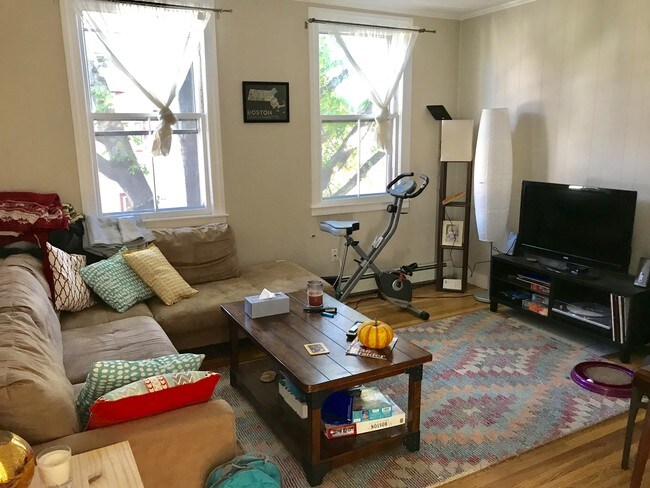 Photo - 158 Otis St Unidad 1