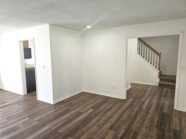 Photo - 3901 Spring Garden Dr