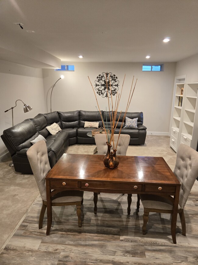 10604 McCormick Farm Dr Unidad Boh Chic Basement