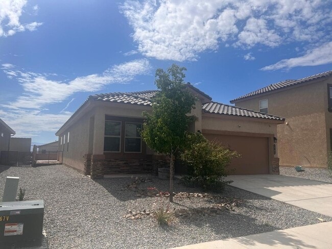 Photo - 1741 Valle Vista Rd NW