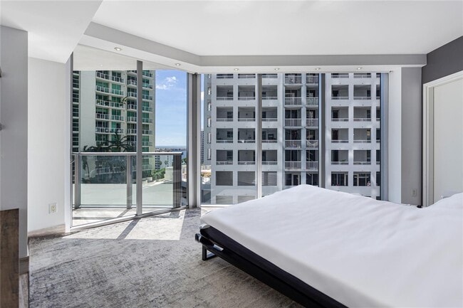 Photo - 1300 Brickell Bay Dr Unit 1102